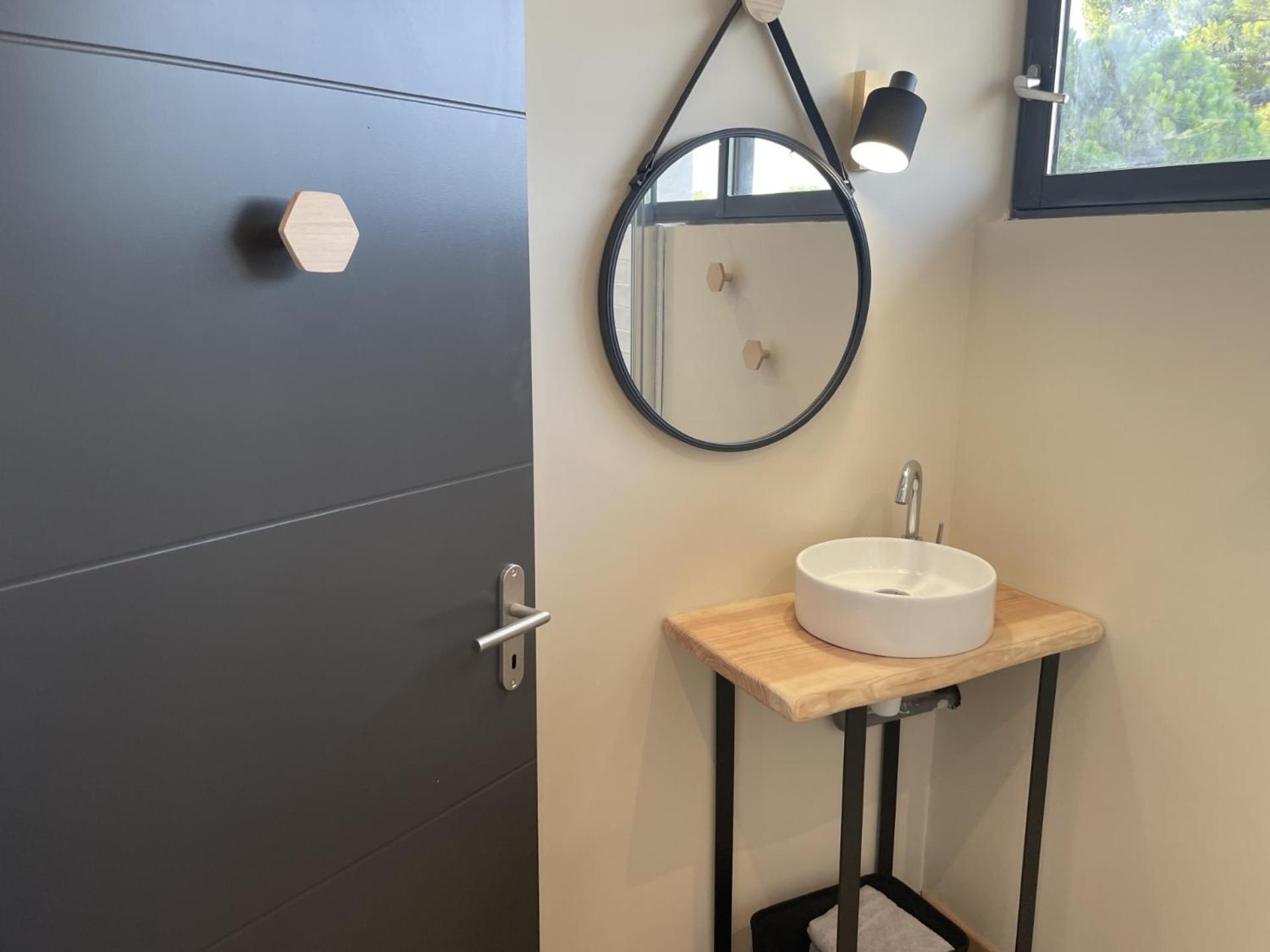 Cote Nuit Apartment Capestang Ngoại thất bức ảnh